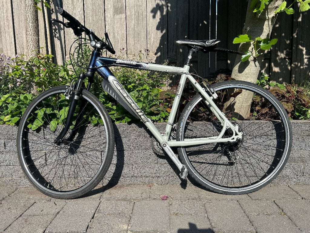 Gazelle Puerto X-Road, Ophalen, 28 inch, Gebruikt, Vering
