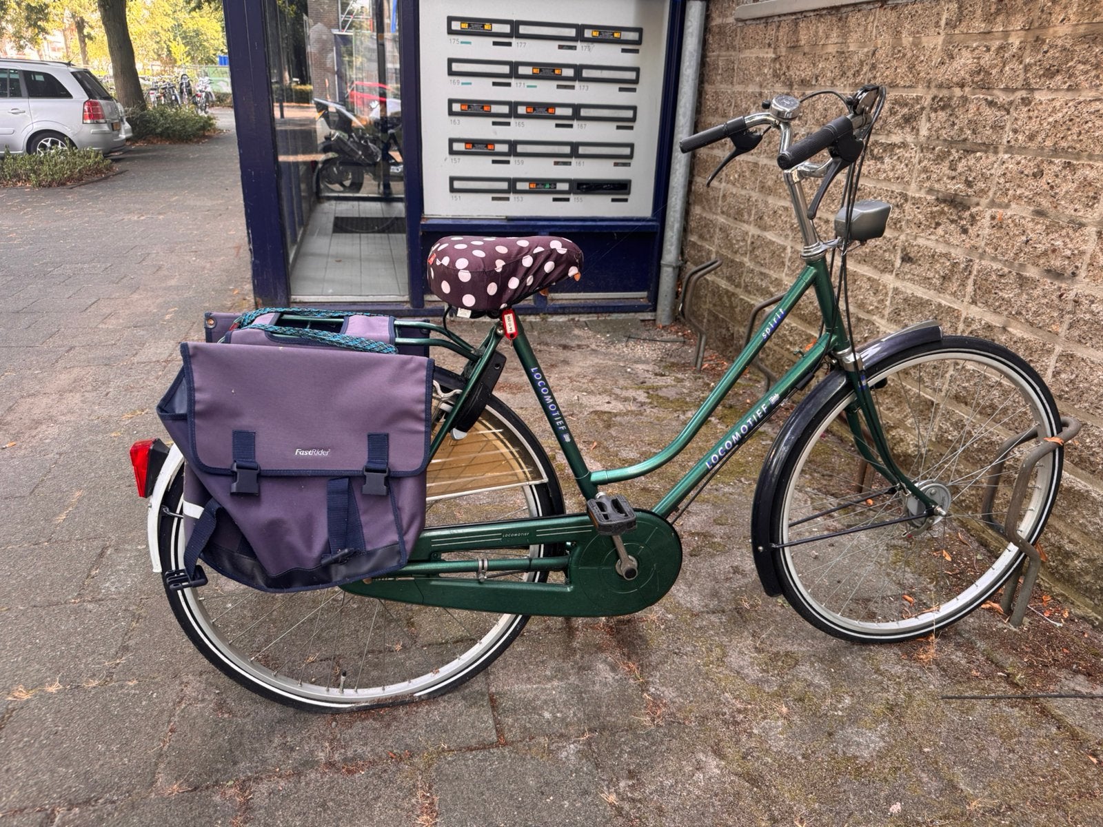 Mooie damesfiets, 28 inch drie versnellingen, Terugtraprem, Versnellingen, Ophalen of Verzenden, 53 tot 56 cm