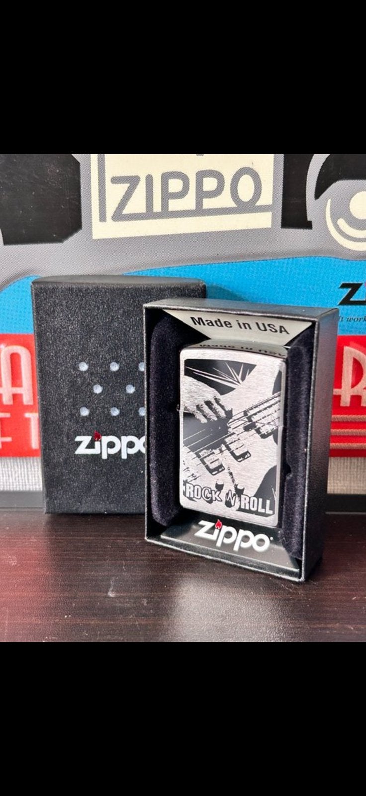 Zippo C16 Rock and Roll Benzineaansteker, Ophalen of Verzenden, Nieuw, Aansteker