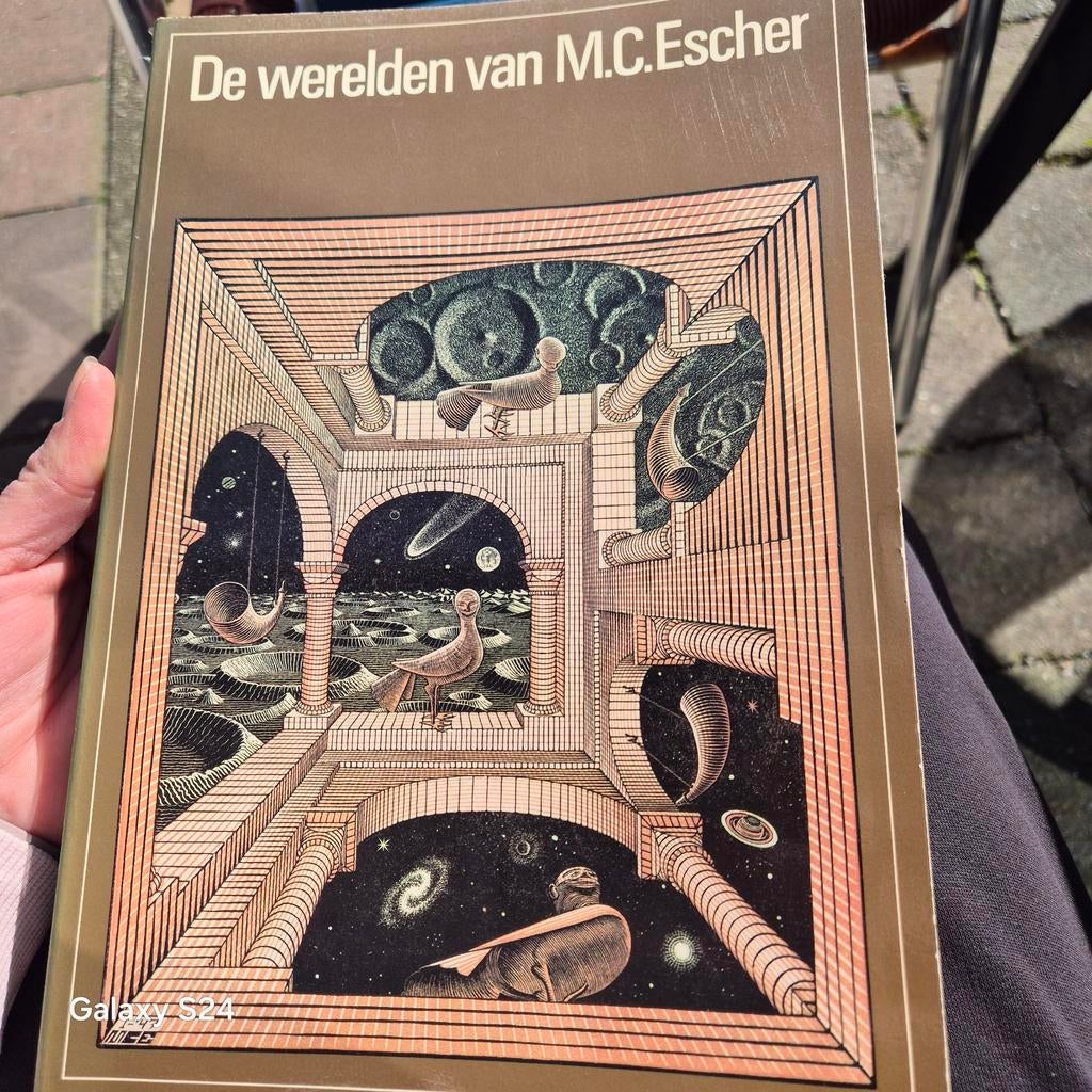 De werelden van M.C. Escher - Een klassieker, Ophalen of Verzenden, Zo goed als nieuw, M.C. Escher