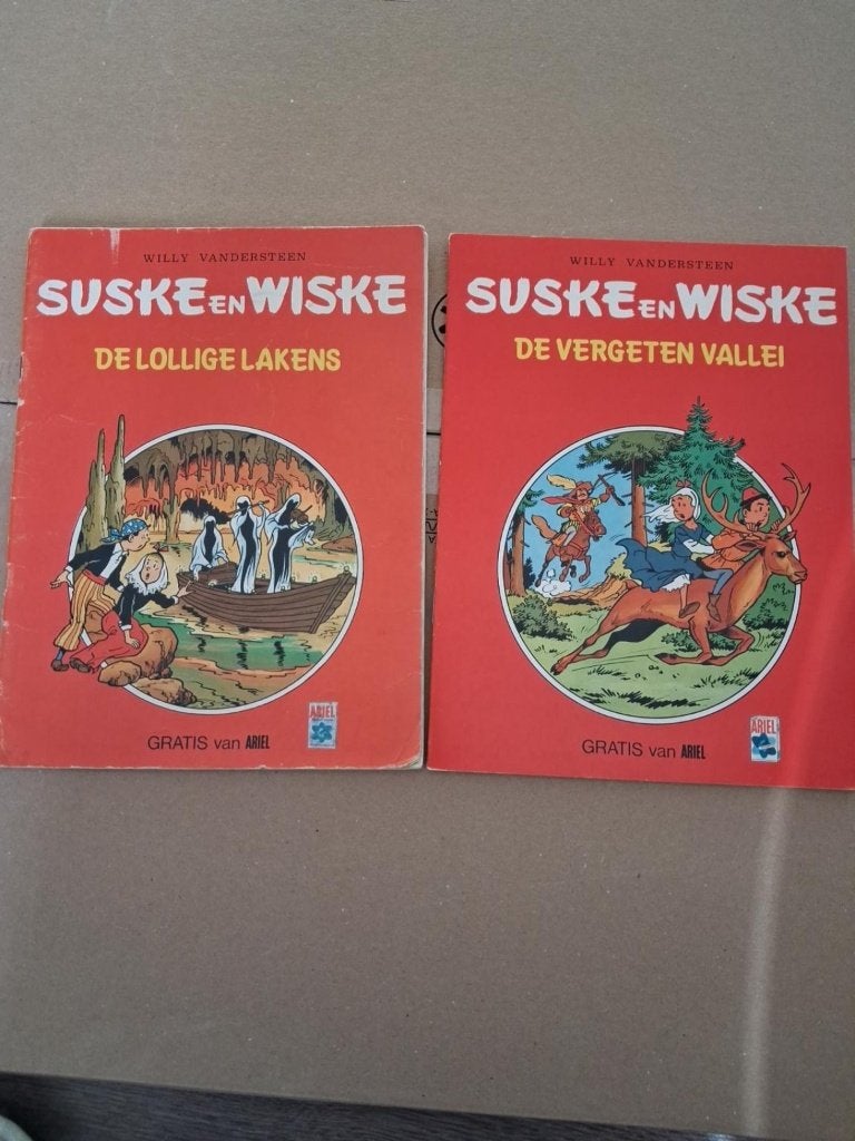 Suske en Wiske – 2 Ariel-reclamealbums, Ophalen of Verzenden, Suske en Wiske, Gebruikt, Boek of Spel