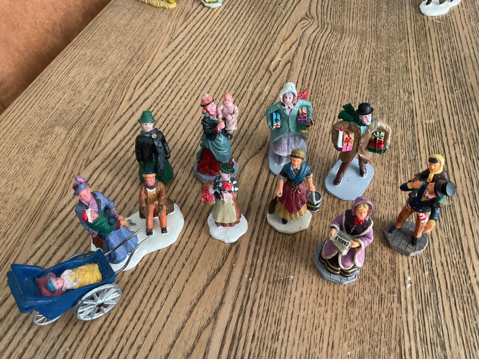 Lemax poppetjes voor uw kersdorp., Diversen, Ophalen, Gebruikt