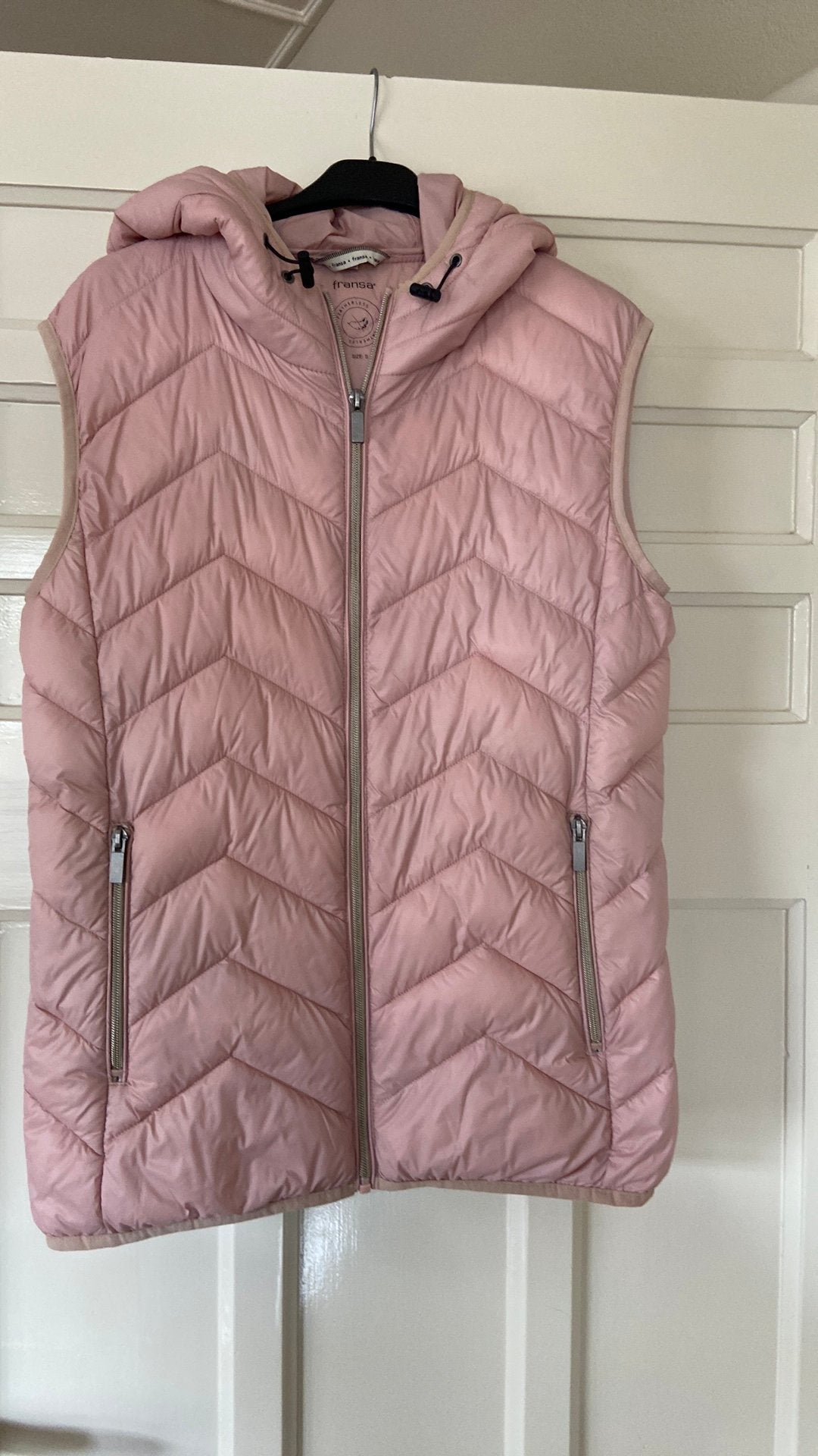 Fransa bodywarmer mt S Nieuw met dons gevoerd., Ophalen of Verzenden, Nieuw, Maat 36 (S), Overige kleuren