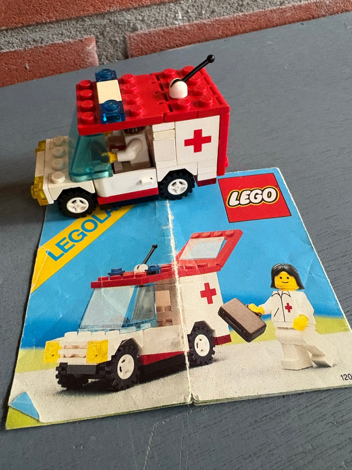 Vintage LEGO Ambulance met instructieboekje, Ophalen, Gebruikt, Overige merken