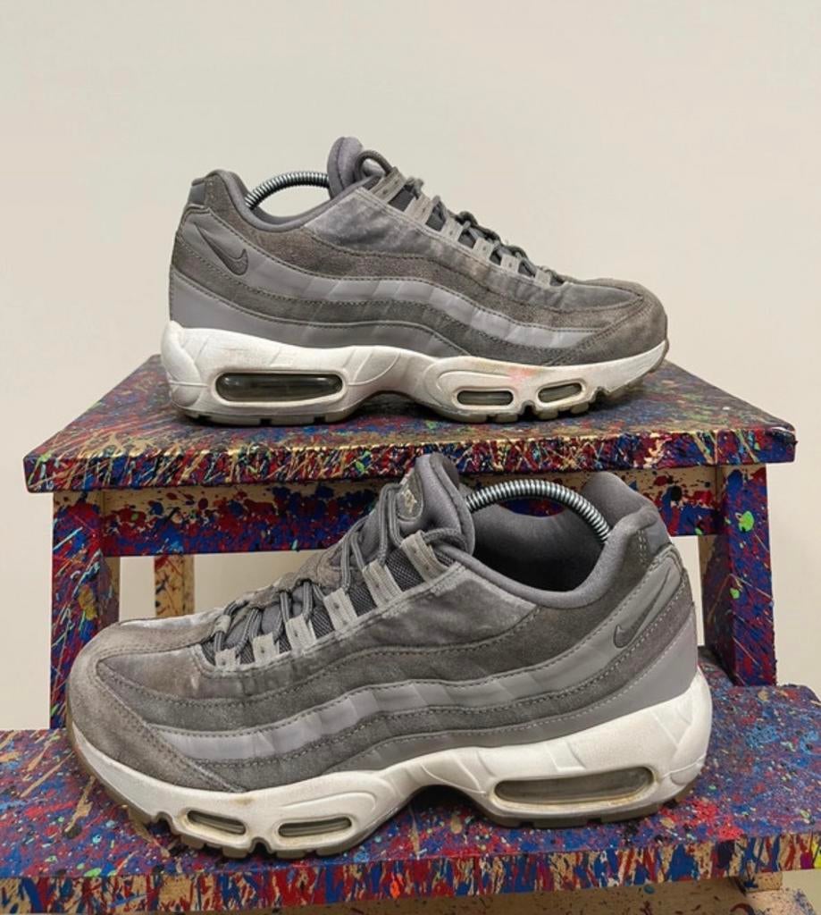 Nike Air Max 95 LX Gunsmoke 40.5, Overige kleuren, Verzenden, Sneakers of Gympen, Gedragen