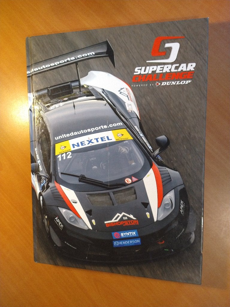 Supercar Challenge Jaarboek Seizoen 2013, Boeken, Ophalen of Verzenden, Zo goed als nieuw, Balsport