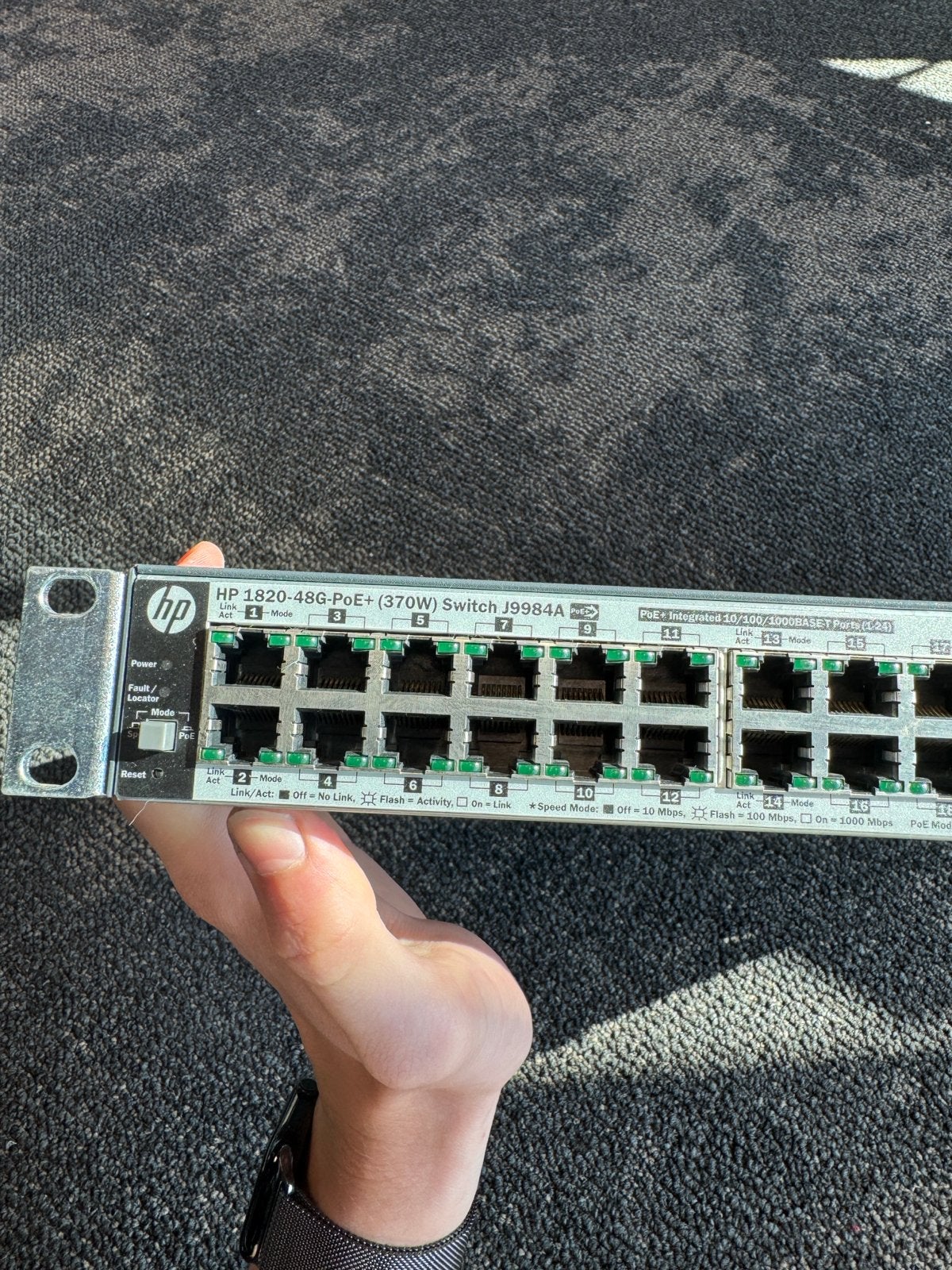 HP 1820-48G-PoE+ (370W) Switch J9984A - 48 Ethernet Poorten, Ophalen, Gebruikt
