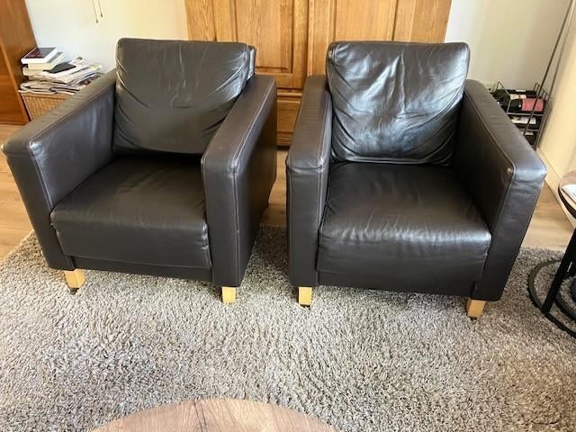 Twee bruine leren clubfauteuils – nette staat, Huis en Inrichting, Fauteuils, Ophalen, Gebruikt, Kan zowel in rustiek als modern interieur