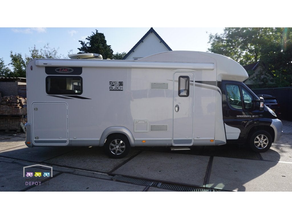 LMC Breezer 730 H Black Edition / Nette camper / winterhard, Standaard zit, Fiat, Bedrijf, Half-integraal