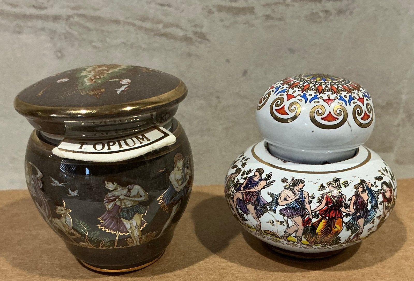 Vintage Decoratieve Porseleinen zalfpotjes, Opium en Leeg, Antiek en Kunst, Ophalen of Verzenden
