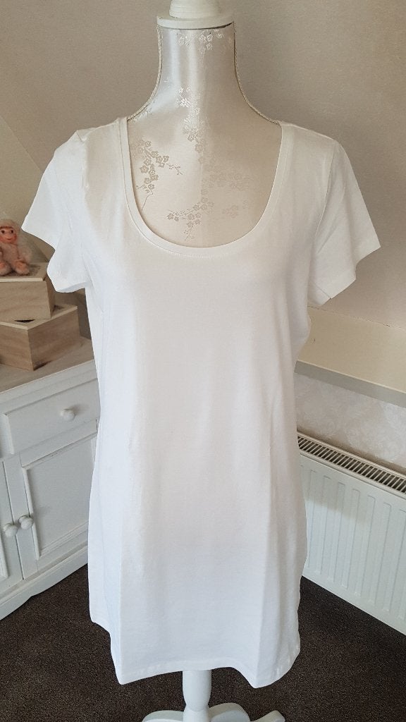 Wit dames shirt extra lang maat XL, Wit, Maat 46/48 (XL) of groter, Ophalen of Verzenden, Zo goed als nieuw