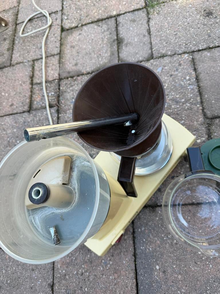 Technovorm koffiezetapparaat Douwe Egberts (defect), Witgoed en Apparatuur, 1 tot 2 liter, Ophalen of Verzenden, Gebruikt, 1 snelheid