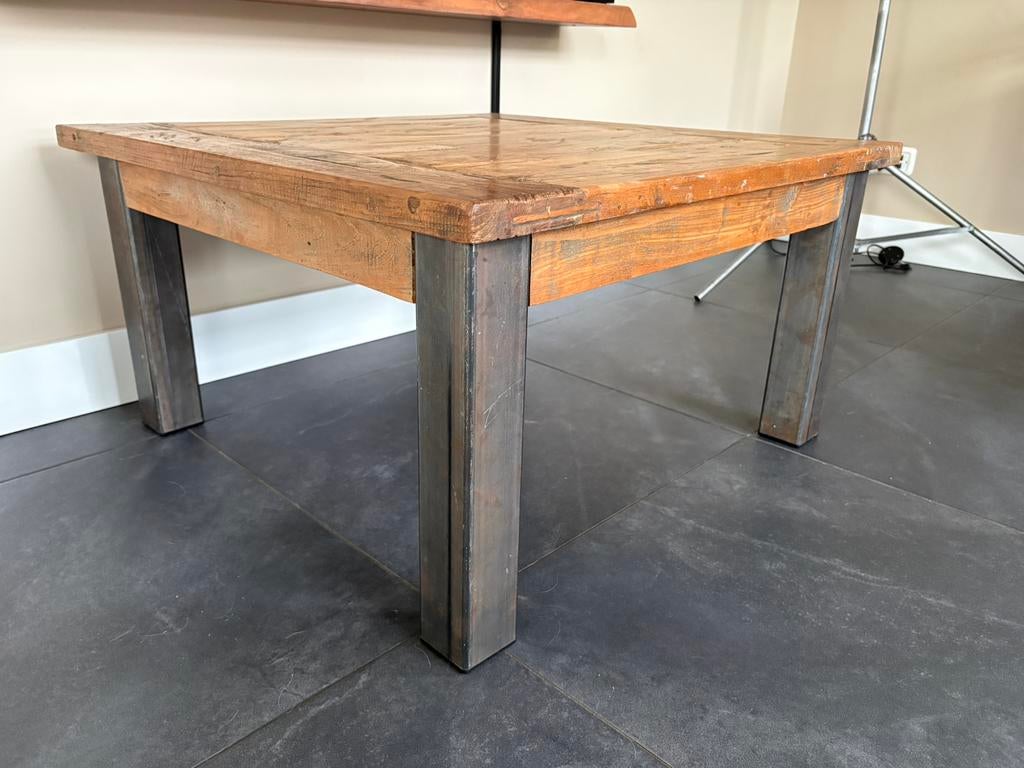 Houten tafel met metale poten, Ophalen, Gebruikt, 50 tot 100 cm, Vierkant