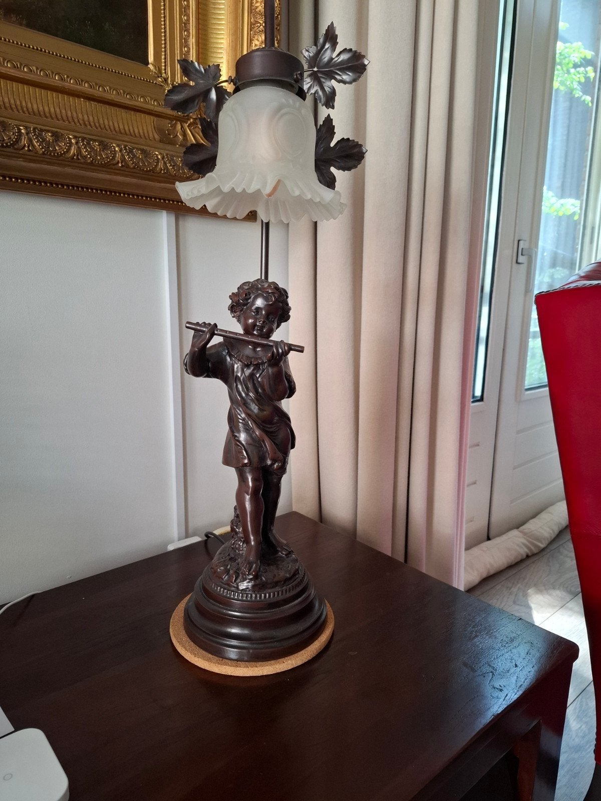 Antieke bronzen tafellamp met cherubijn en bloemmotief, Antiek en Kunst, Ophalen