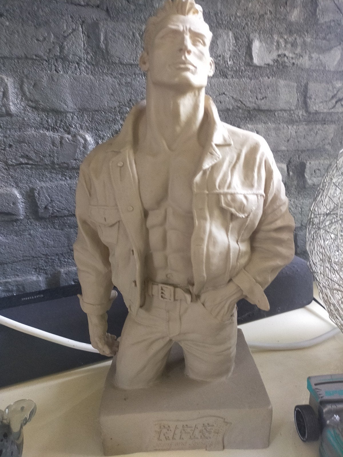 mannebeeld riffle, Ophalen