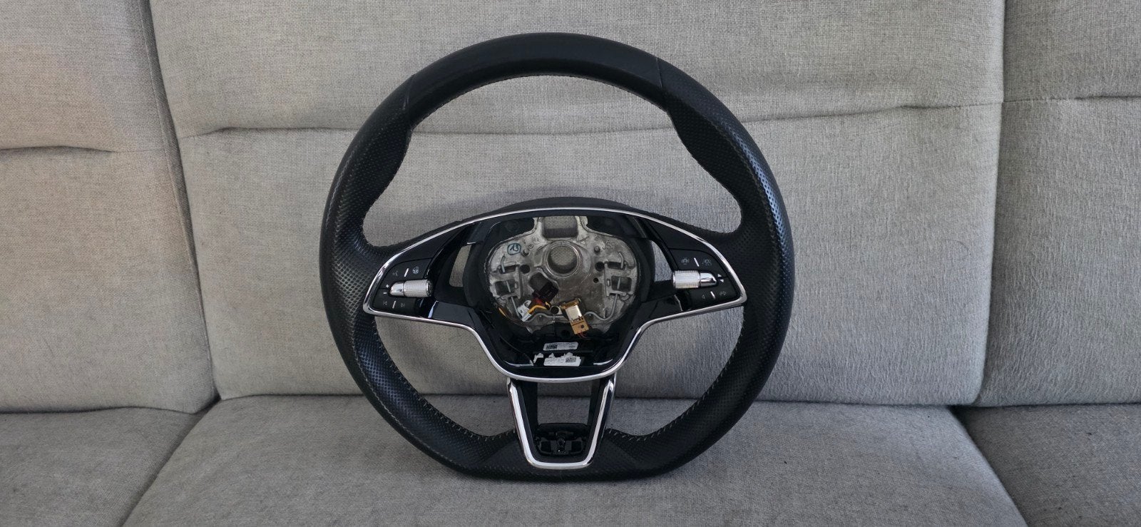 Skoda Verwarmd en Multifunctioneel Stuurwiel 2021, Auto-onderdelen, Ophalen, Gebruikt, Skoda