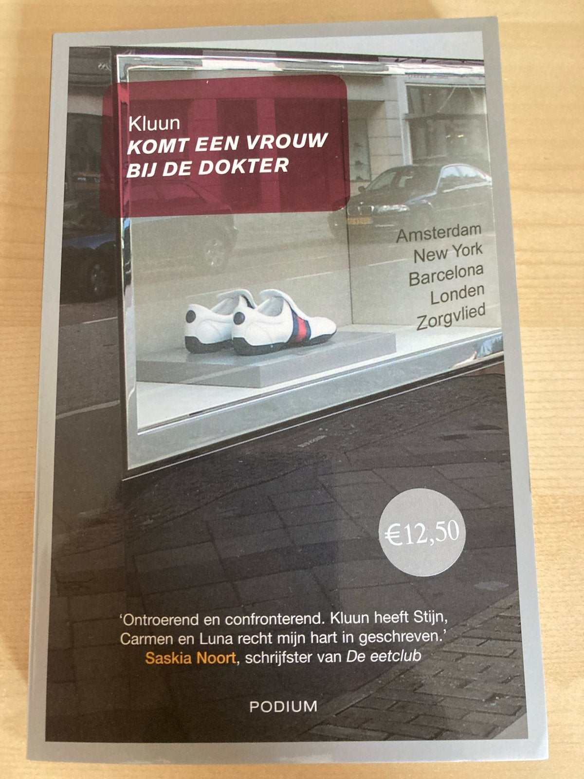 Kluun - Komt een vrouw bij de dokter (Paperback), Ophalen of Verzenden, Gelezen
