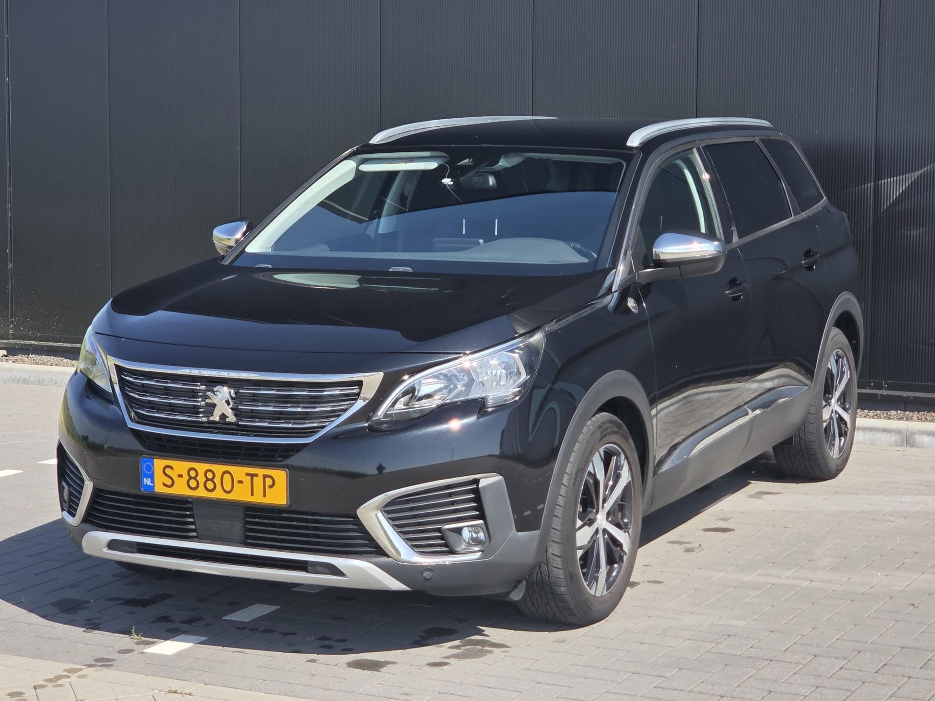 Peugeot 5008 1.2 PureTech Crossway 7 Persoons, Voorwielaandrijving, Gebruikt, 1199 cc, 7 stoelen