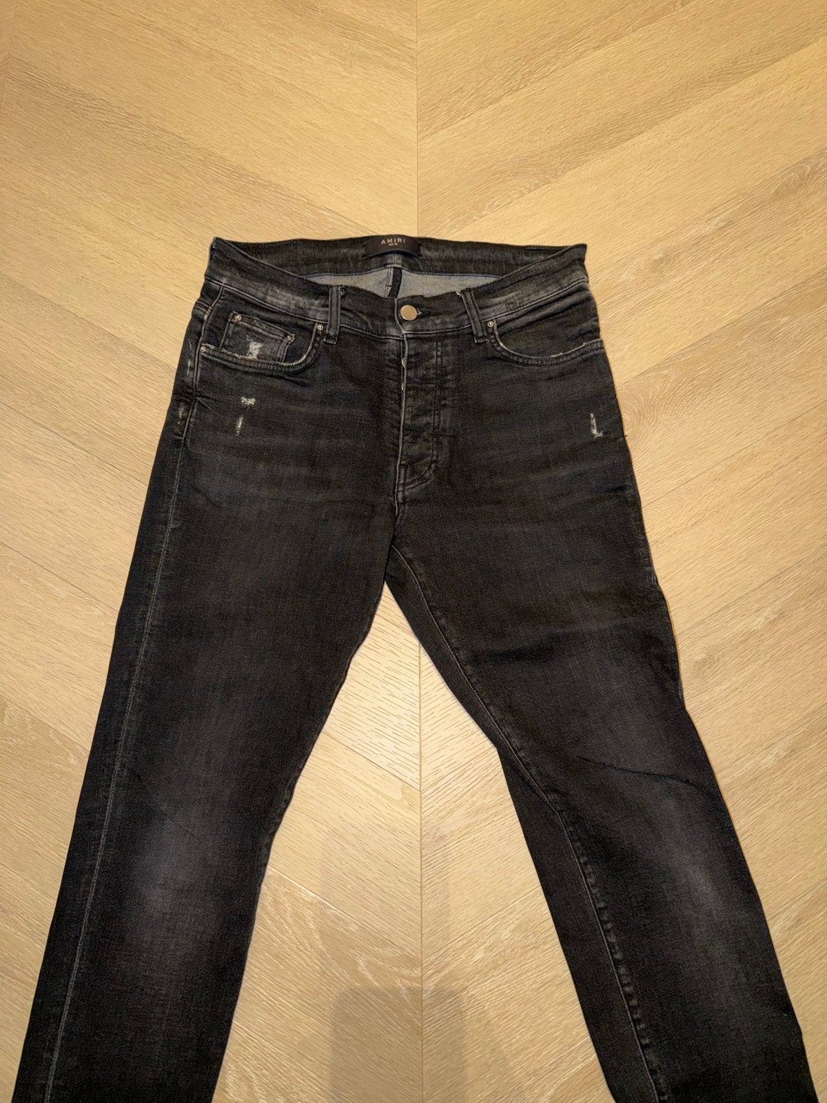 Amiri Jeans Grijs Maat 32 - Stijlvolle Denim, Kleding | Heren, Ophalen of Verzenden, Zo goed als nieuw, Grijs, W32 (confectie 46) of kleiner