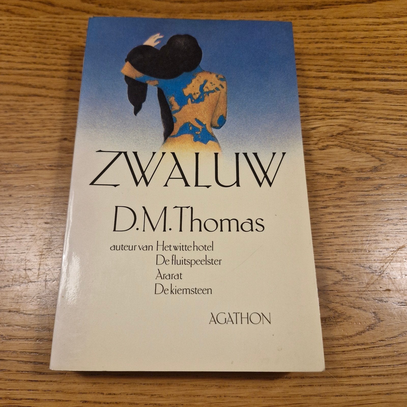 ZWALUW - D.M. Thomas (Agathon), Ophalen of Verzenden, D.M. Thomas, Nederland