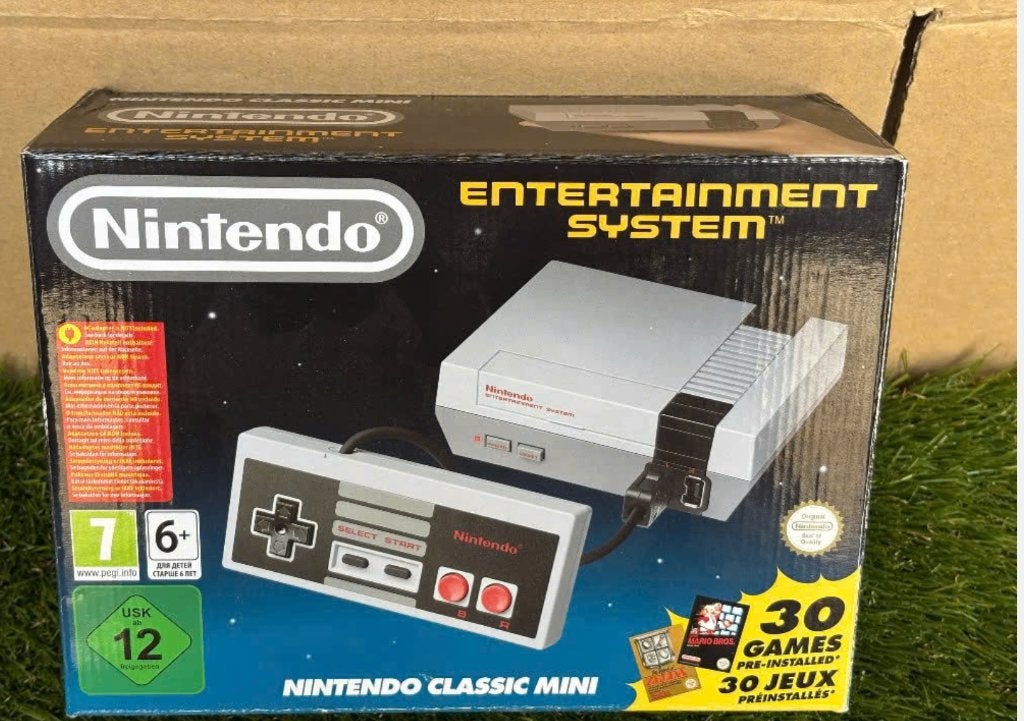 Nintendo Classic Mini Nes - Classic Edition - 30 games, Spelcomputers en Games, Ophalen of Verzenden, Nieuw, Met 1 controller