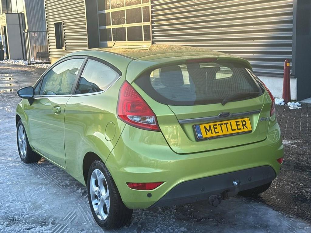 Ford Fiesta 1.25 Titanium, airco, trekhaak, cruise control, Auto's, Ford, Voorwielaandrijving, 1242 cc, 82 pk, Origineel Nederlands