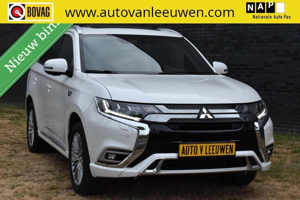Mitsubishi Outlander 2.4 PHEV Diamand Edition 360º/PANORAMA, Auto's, Automaat, Euro 6, 4 cilinders, Leder