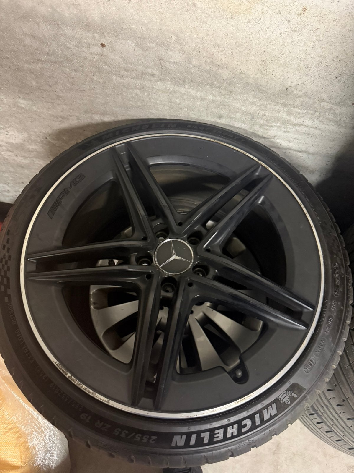 AMG velgen 19”, Gebruikt, 255 mm, Velg(en), Personenwagen