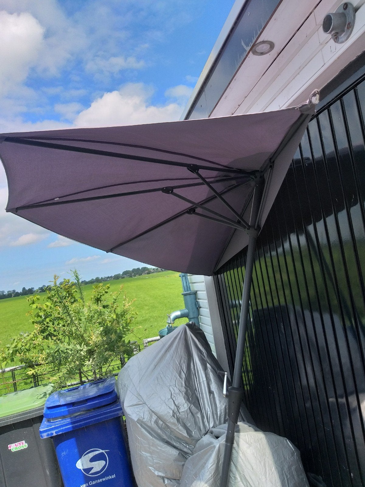 div parasols en een parasolpoot, Tuin en Terras, Parasols, Ophalen, Minder dan 1 meter