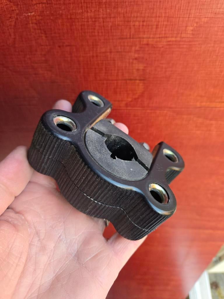 Adapter voor fietsstoeltje voorzitje, Ophalen