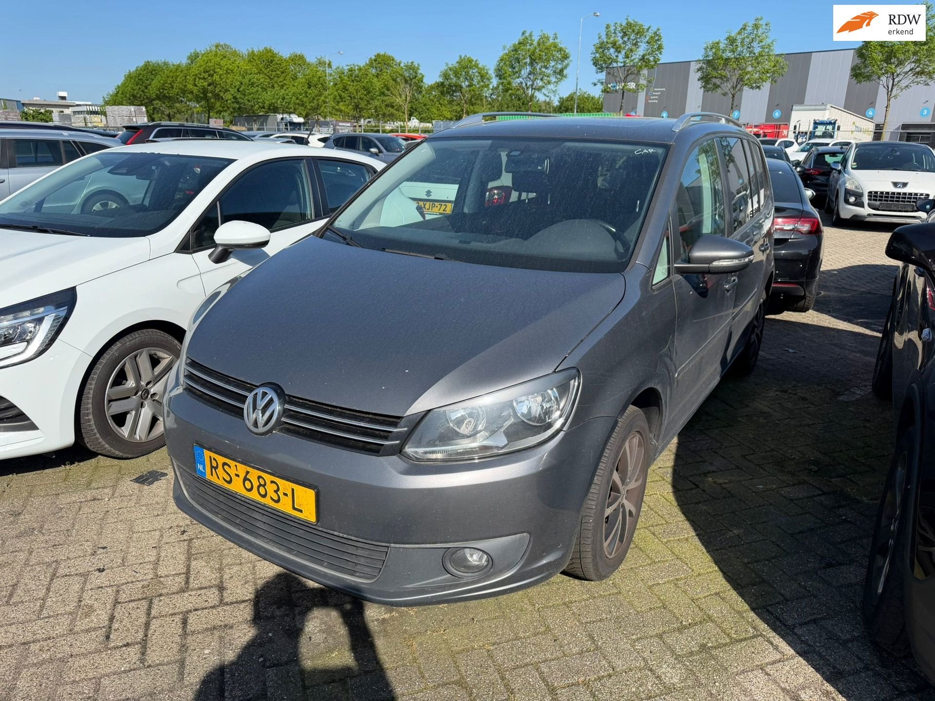 Volkswagen Touran 2.0 TDI Highline BlueMotion, Auto's, 4 cilinders, Alcantara, Bedrijf, Diesel