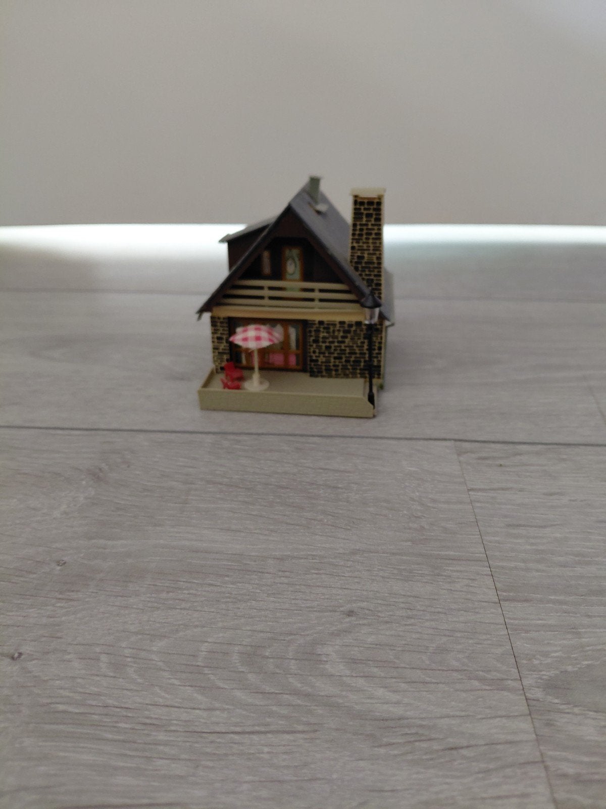 Vakantiehuis modelbouw HO - Gedetailleerd huisje, Overige merken, Gebruikt, 1:50 of kleiner, Overige typen