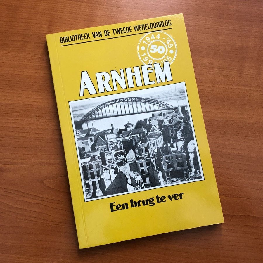 Arnhem - Een brug te ver, Boeken, Oorlog en Militair, Ophalen of Verzenden, Tweede Wereldoorlog, Gelezen, Overige onderwerpen