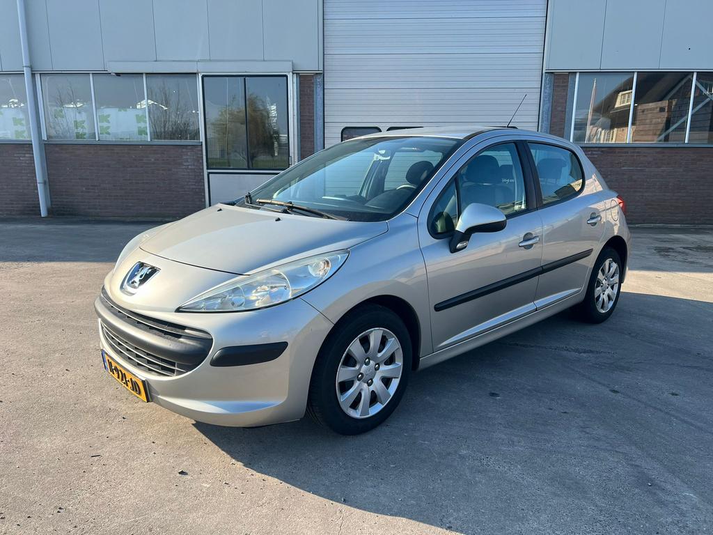 Peugeot 207 1.4 5 deurs Airco zuinig goedkoop nieuw APK NAP✅, Voorwielaandrijving, Euro 5, Stof, 1360 cc