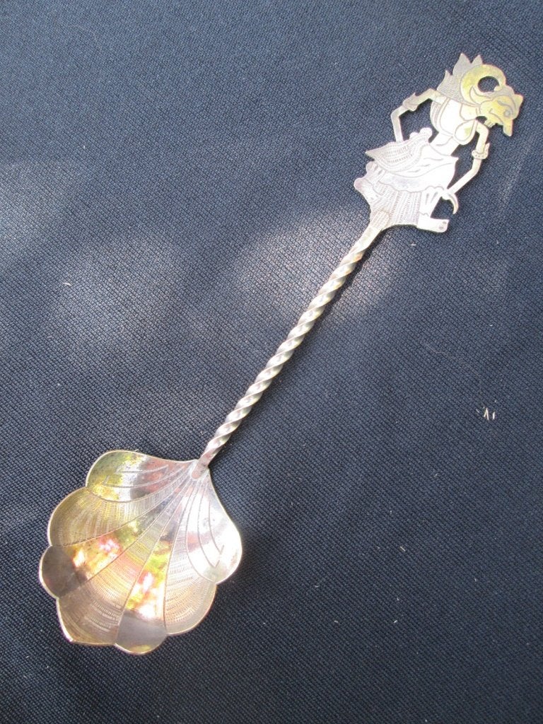 Zilveren Wajang Lepel Gemerkt 800 weegt 14 Gram 13,5 cm, Ophalen of Verzenden, Zilver