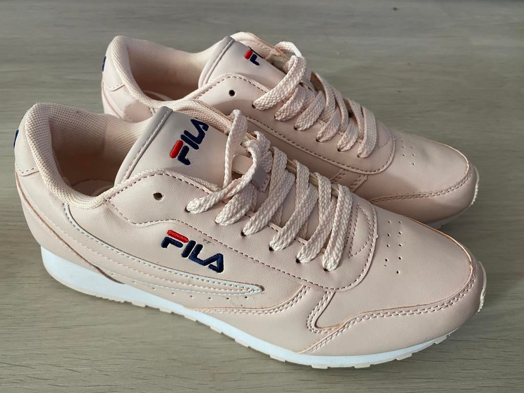 Fila sneakers nieuw, Nieuw, Ophalen of Verzenden, Sneakers of Gympen, Roze