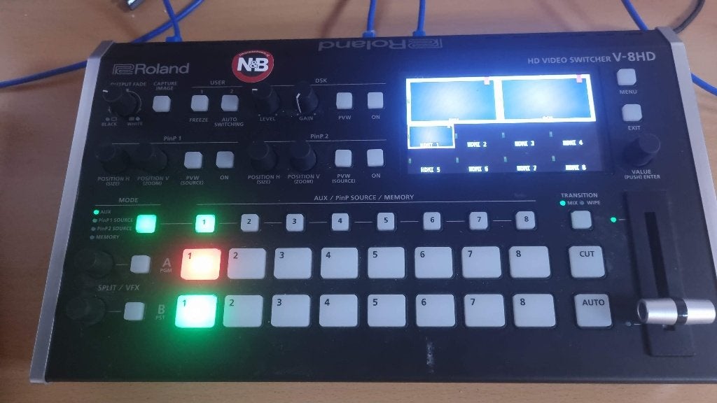 Roland V-8HD HD Video Switcher – Prof. 8-kanaals videomixer, Audio, Tv en Foto, Professionele Audio-, Tv- en Video-apparatuur