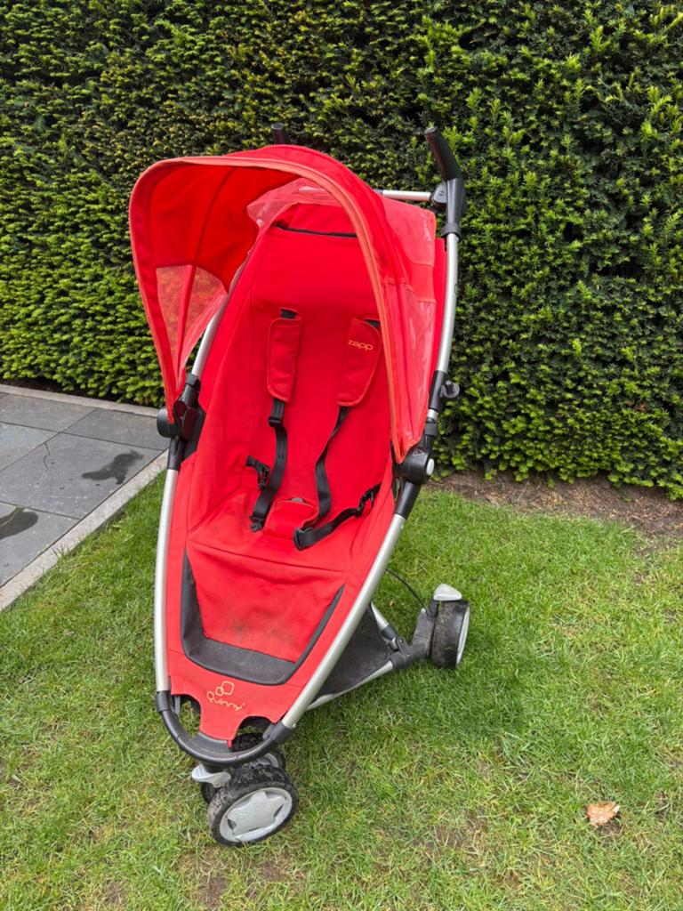Quinny Zapp Buggy - Rood, Kinderen en Baby's, Buggy's, Ophalen of Verzenden, Gebruikt, Quinny, Verstelbare rugleuning