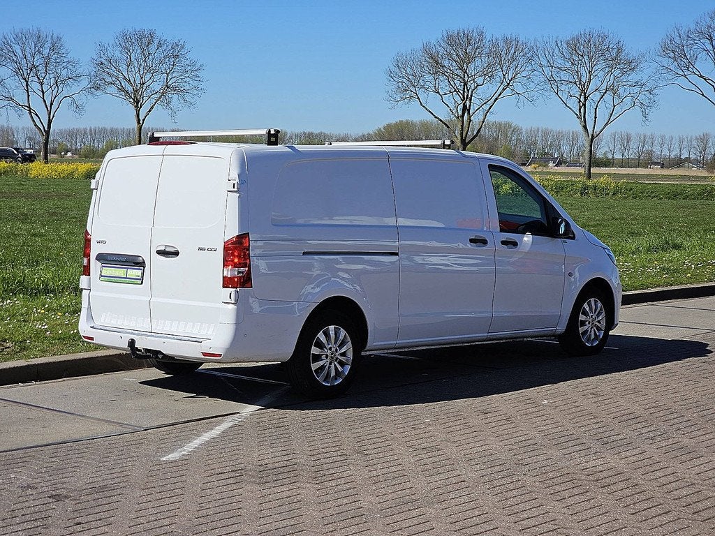 MERCEDES-BENZ VITO 116 l3 xl led automaat!, Auto's, Achterwielaandrijving, Gebruikt, Euro 6, 4 cilinders