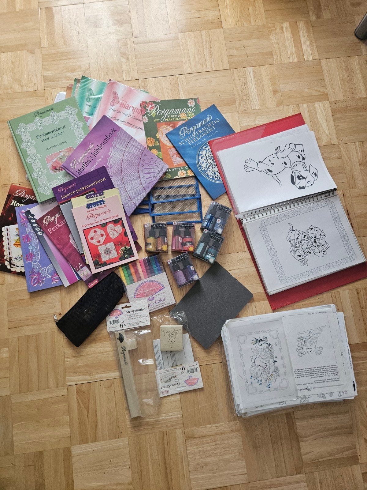 Grote partij Pergamano knutselspullen en boeken, Gebruikt, Overige thema's, Meerkleurig, Ophalen of Verzenden