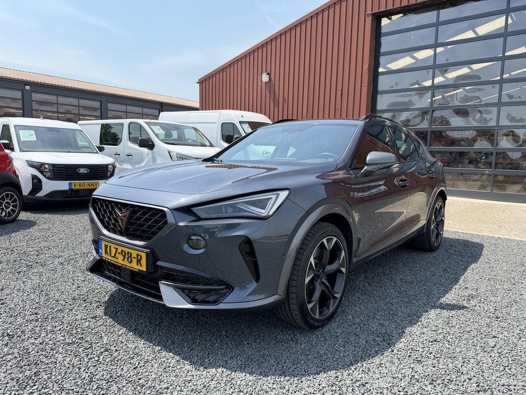 CUPRA Formentor PHEV 1.4 E-HYBRID VZ PERFORMANCE (bj 2023), Auto's, Cupra, Gebruikt, Zwart, 4 cilinders, Origineel Nederlands