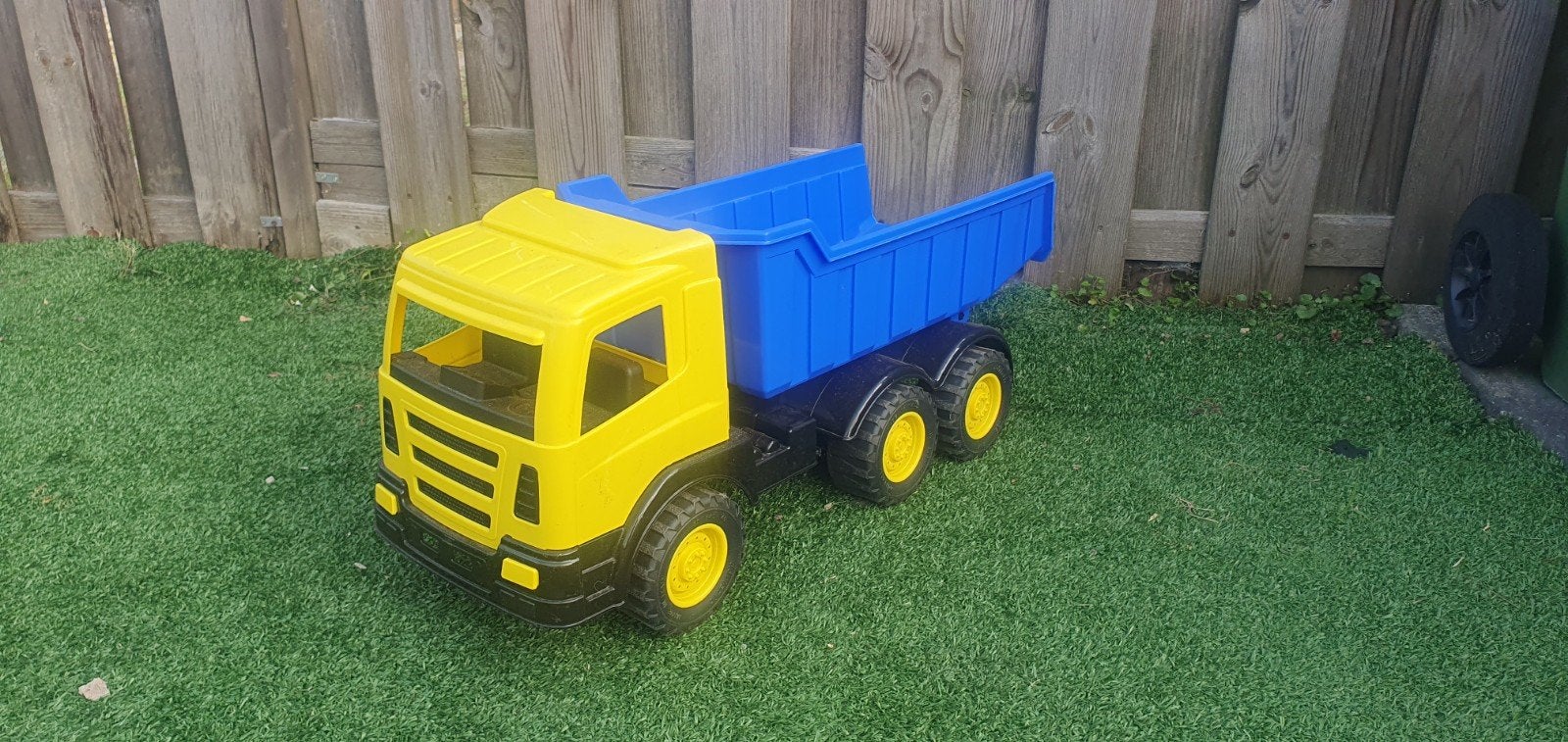 Mooie stoere kiepwagen!, Kinderen en Baby's, Speelgoed | Buiten | Voertuigen en Loopfietsen, Ophalen, Zo goed als nieuw, Duwvoertuig