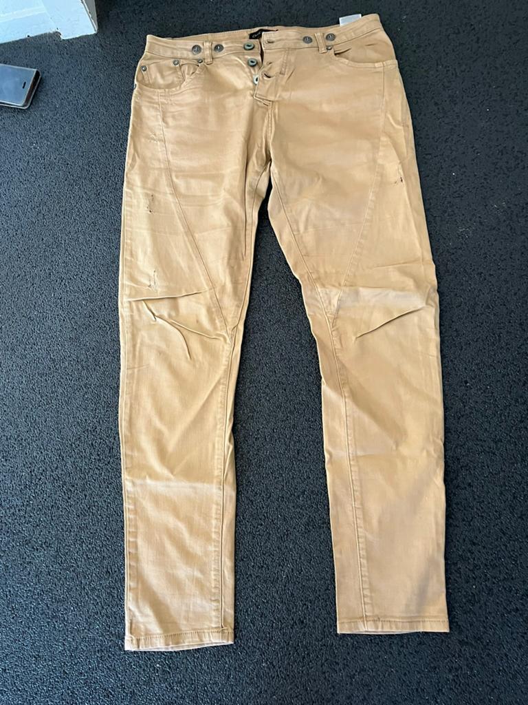 Ambika used look broek M kleur 1e foto is juiste kleur, Beige, Zo goed als nieuw, Lang, Ophalen