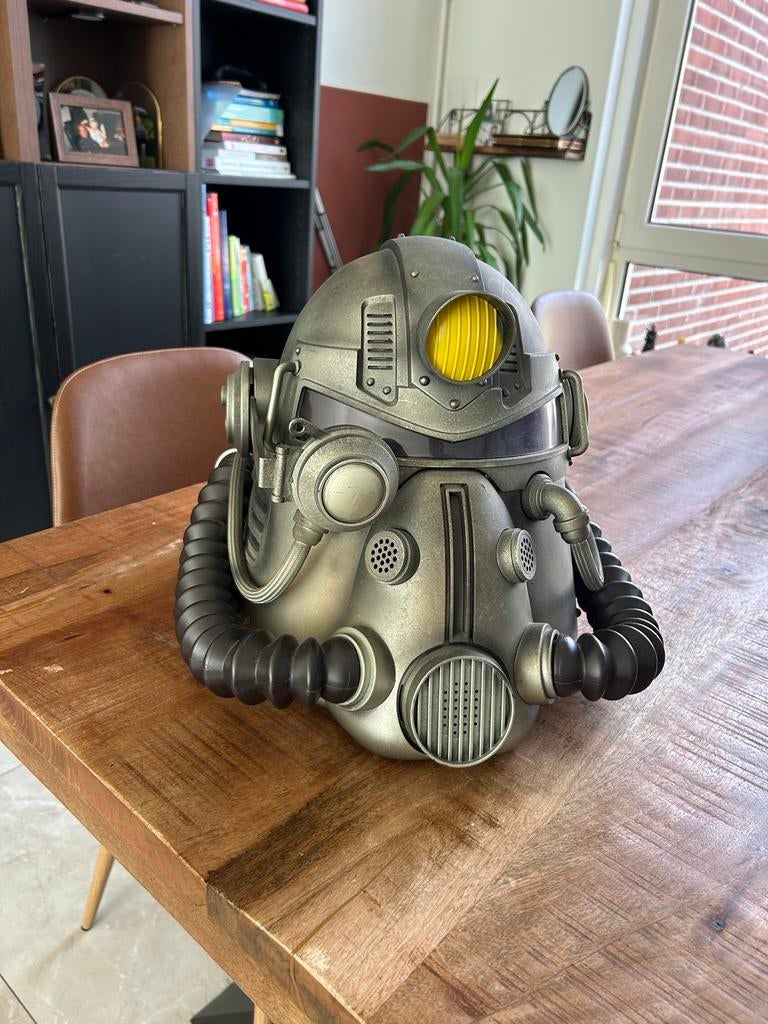Fallout T-51b helm, Ophalen of Verzenden, Zo goed als nieuw