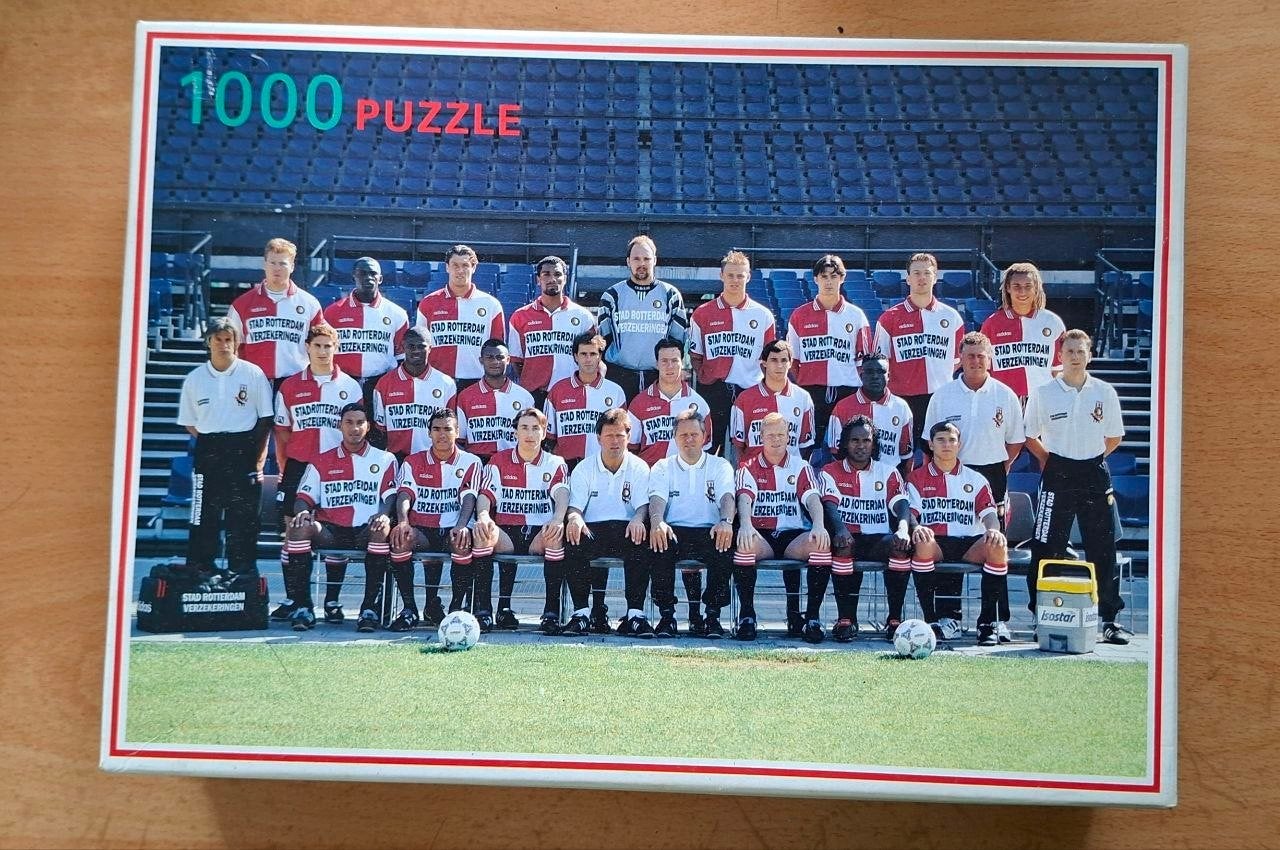 Feyenoord ElftalPuzzel 1996/1997 - 1000 stukjes, Ophalen of Verzenden, 500 t/m 1500 stukjes, Gebruikt, Legpuzzel