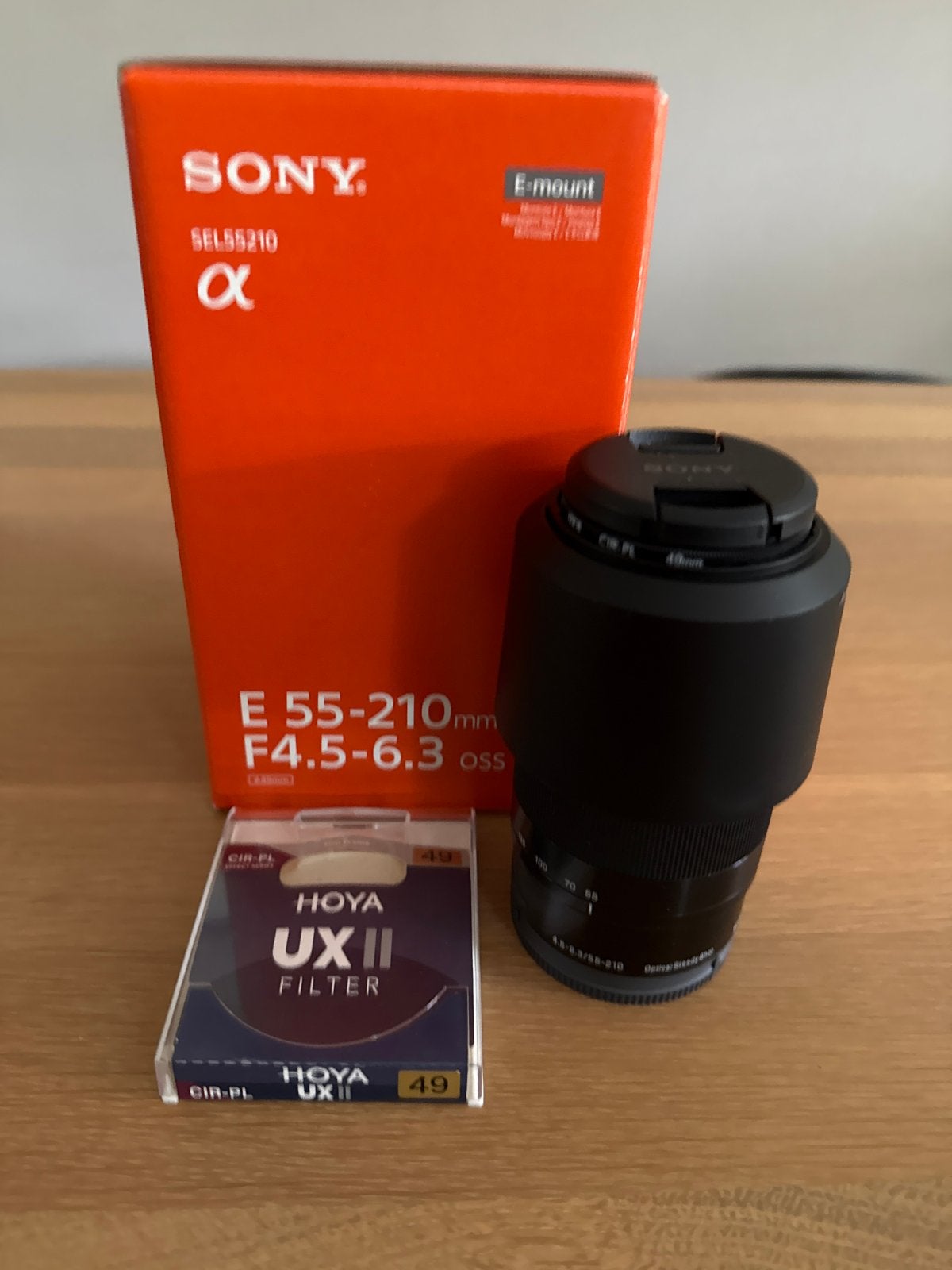 Sony E-mount 55-210mm OSS met zonnekap en Hoya UV-filter, Sony E-mount, Sony, Zo goed als nieuw, Beeldstabilisatie