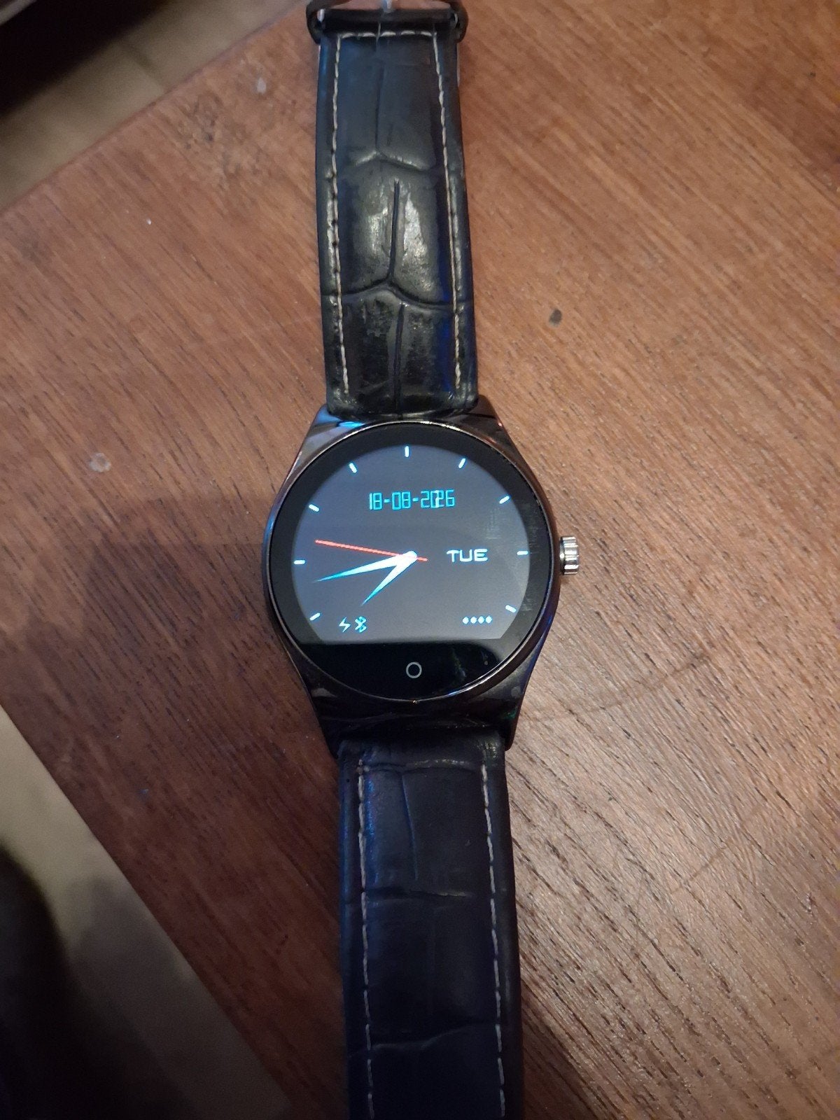 Smartwatch met zwart leren bandje, Ophalen of Verzenden, Gebruikt, Zwart, Android