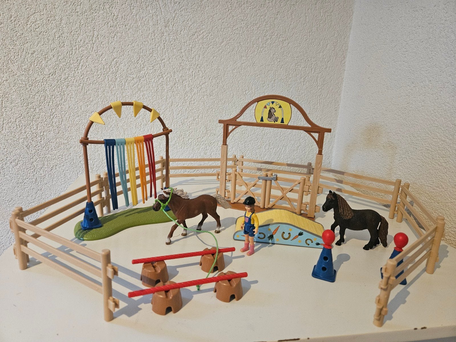 Schleich Farm World Paardenparcours 42481, Ophalen of Verzenden, Zo goed als nieuw