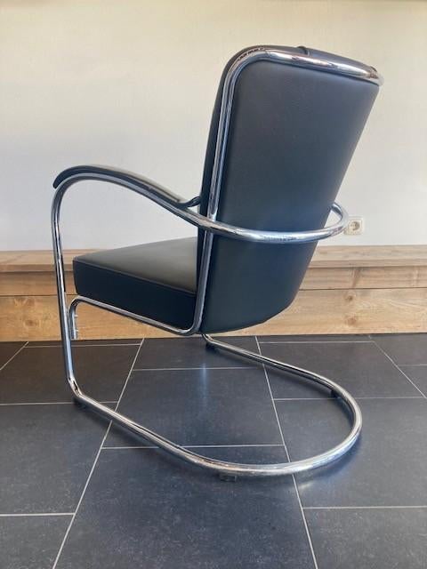 Gispen 412 fauteuil, chroom, zwart Toledo leder, Huis en Inrichting, Fauteuils, Design, 75 tot 100 cm, Zo goed als nieuw, Leer