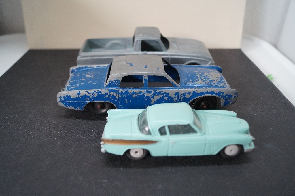 Antiek Drie Amerikaanse model auto's 2xHubley. 1xCorgy, Antiek en Kunst, Antiek | Speelgoed, Verzenden